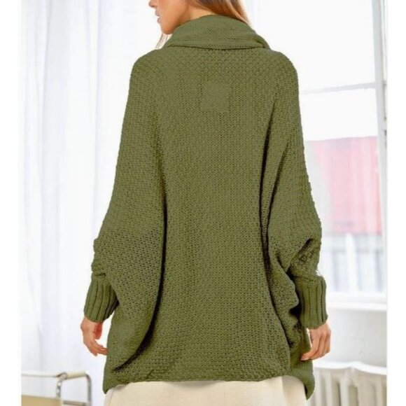 NWT Davi & Dani Olive Green Dolman Sleeve Knit Pattern Cardigan Size 2X - Picture 2 of 2